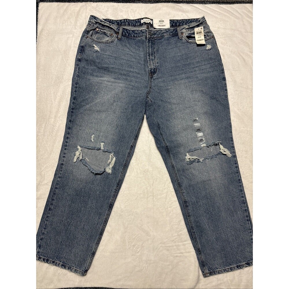 And now This  20W Plus Size Women Jeans